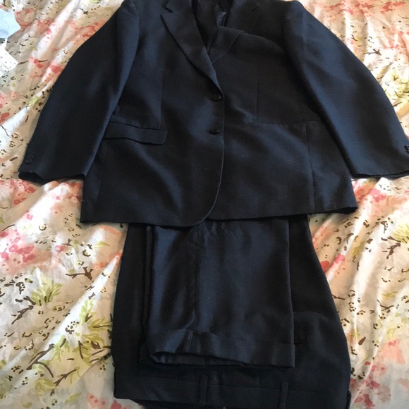 Haggar suit - navy blue 2-button - Picture 2 of 3